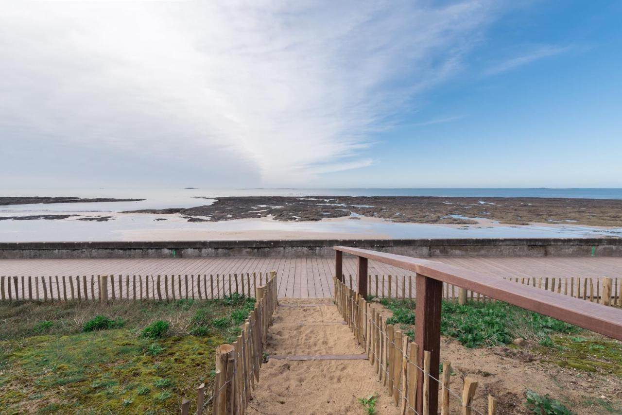 Appartement Face A La Plage Avec Piscine Chauffee Pornichet Exterior foto